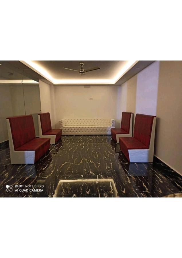 Gods County Hotels & Resorts Tarapith Eksteriør billede